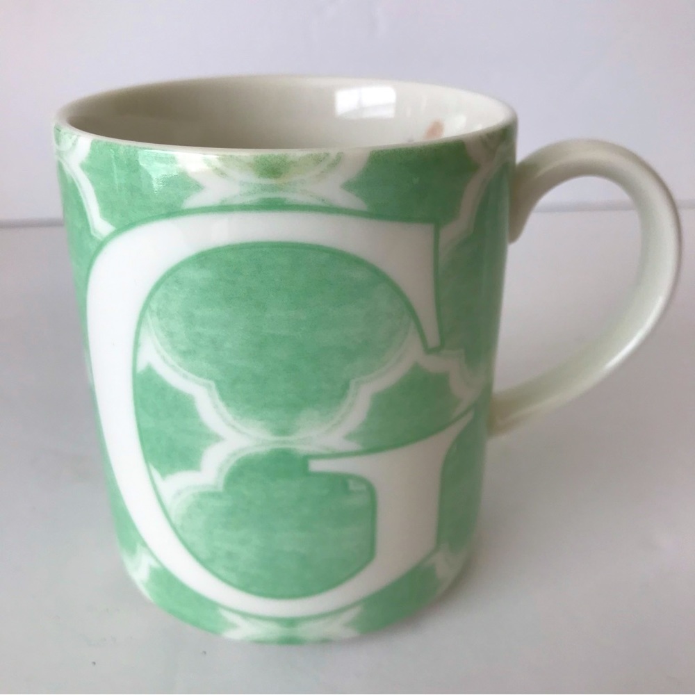 LENOX G monogram mug